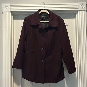 Fully lined, never worn. London Fog coat xl. Burgundy. Black buttons..